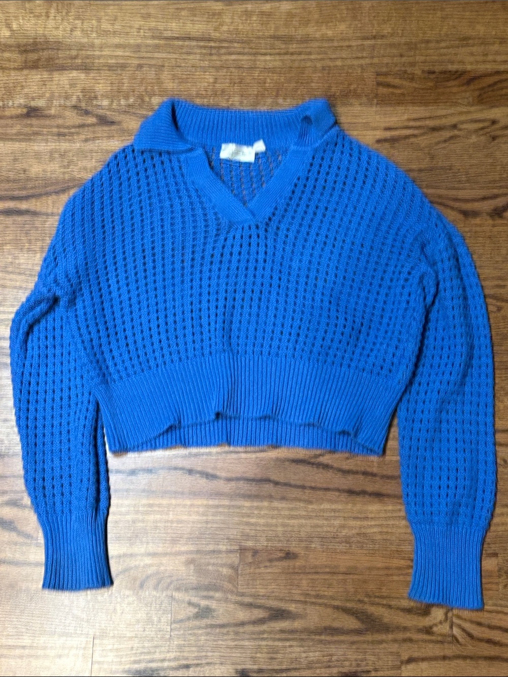 Cropped V-Neck Open-Knit Sweater in Bright Blue